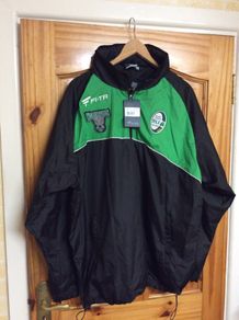 Ireland Rugby. Official Ireland Rugby League Half Zip Mens Windcheater Jacket. Brand New With Tags.Collect In Dublin Or Receive Via Post.