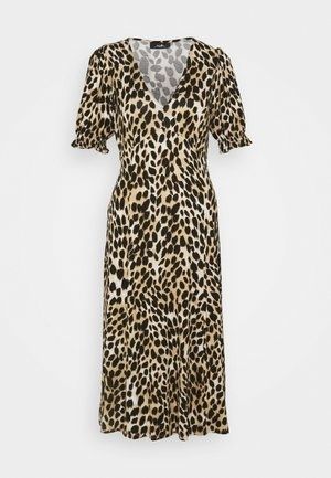 dress size 16