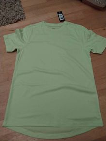 Bnwt xs