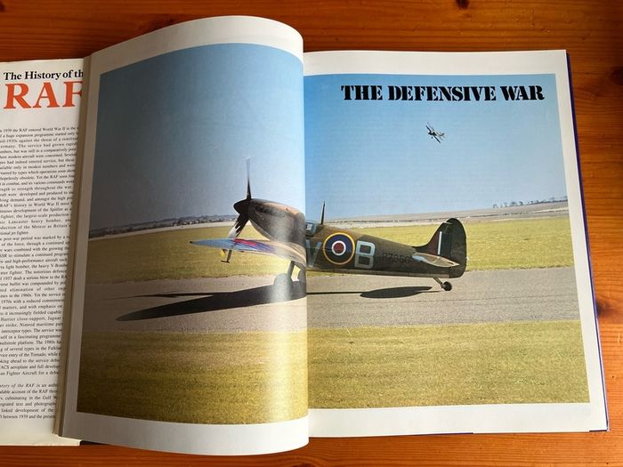 History book: 'The History of the RAF'