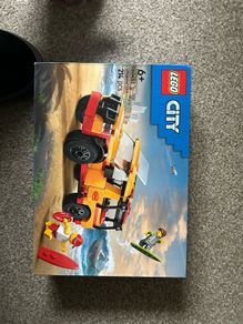 LEGO City Lifeguard Beach Rescue Truck Brand New