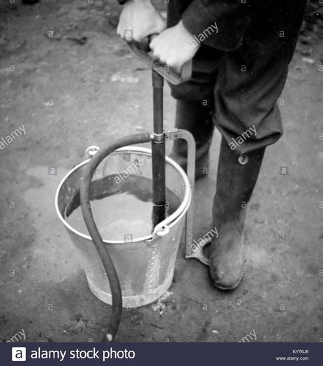 Stirrup Pump