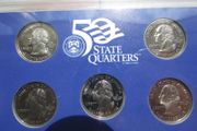 US 2002 State Quarters Proof Set.In case BU Frosted detail.