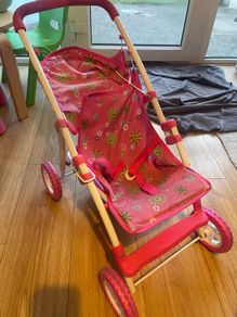 toy pram