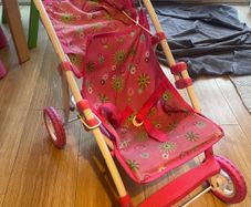 toy pram