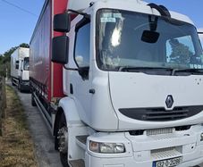 Renualt mid Curtain Sider