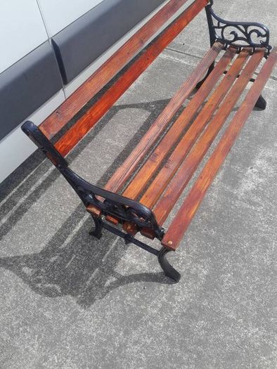 Garden bench