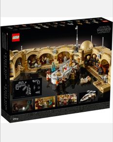 Retired LEGO Star Wars 75290 Mos Eisley Cantina