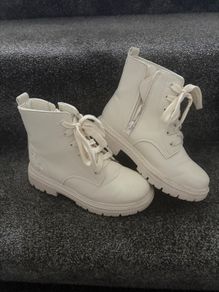Cream boots