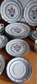 Set For 6 Cumberland Stoneware by Hearthside - BRAMBLEBERRY