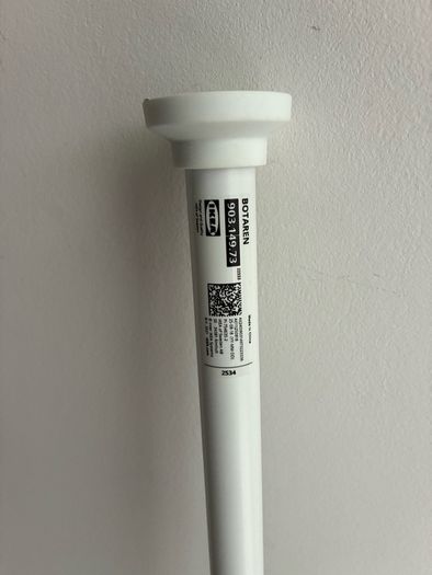 shower curtain rod