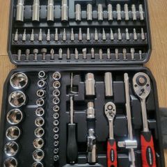100pcs socket set