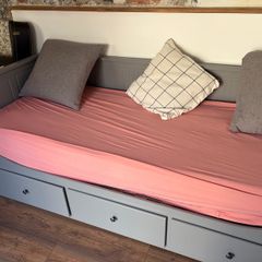 Ikea Hemnes daybed