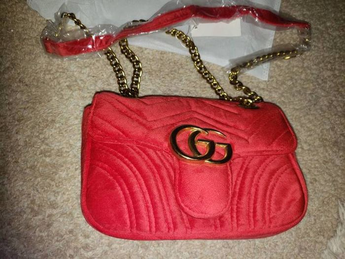 Red Stunning Velvet GG Marmont Shoulder Bag - perfect for Valentine's day