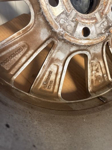 16" Volkswagen Golf alloys