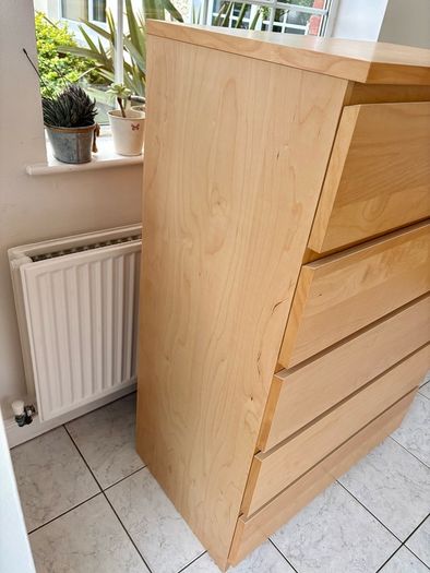 Ikea MALM Chest of Drawers