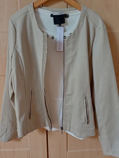 Women jacket beige