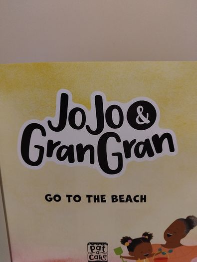 Jojo & Gran Gran Go To The Beach Storybook