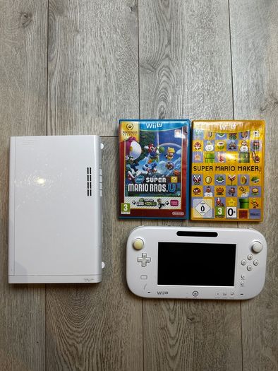 Wii U Console Bundle + Mario Maker + NSMBU