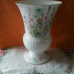 Large Aynsley China (Wild Tudor) Vase