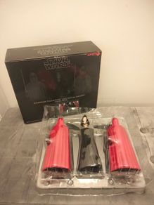 ARTFX+ Palpatine with Royal Guards