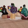 Vintage porcelain figurines family of balloon sellers by Royal Doultot . 85 euro each Image 7