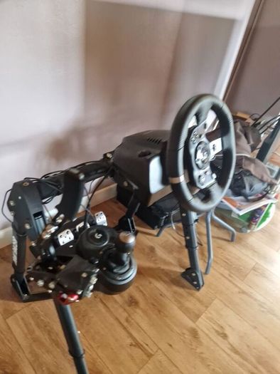 Logitech xbox one/pc Sim Wheel and peddle setup