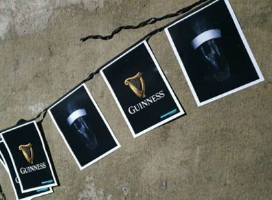 Guinness Bunting