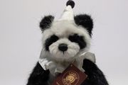 Charlie bears Pom Pom