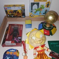 Mixed Toys & Collectibles Bundle