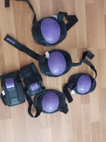 Roller skating protection pads.