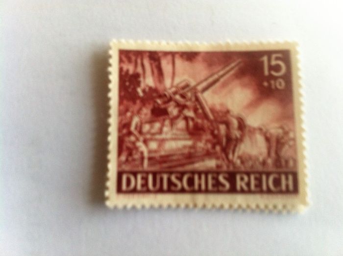 Genuine WW2 German stamp (unfranked)