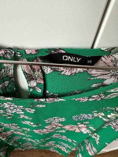 Only women ladies top, t-shirt, like new, immaculate condition, barely used