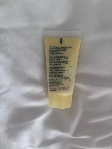 CLINIQUE Dramatically Different Moisturizing Lotion+