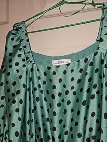 Gallery  green Maxi dress