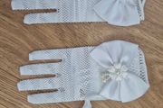 Communion gloves