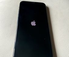 iPhone XS