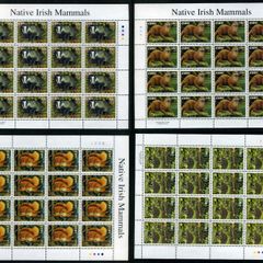 2002 Ireland Native Irish Mammals (41c Badger, 50c Otter, 57c Red Squirrel & E1 Hedgehog) Commemorative Stamp Sheetlet 1A1A1A1A Mint Never Hinged (MNH)