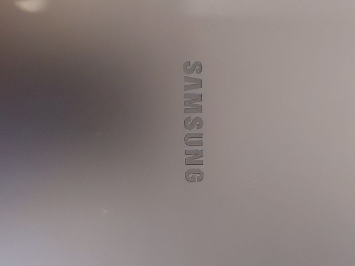 Samsung Galaxy Tab S5e. SM-T720, Crack on screen, Not powering on, for parts or repair