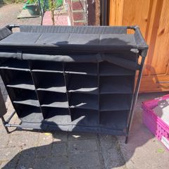 Shoe rack