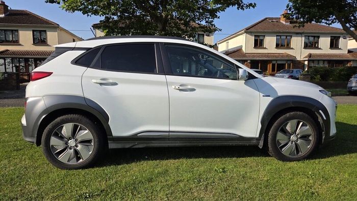 Hyundai Kona Electric 64 KW