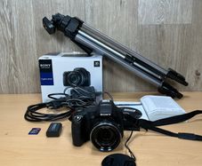Sony Cyber-shot DSC-HX100V 16.2MP Digital Camera - Boxed - Full Kit+ Tripod READ