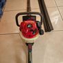 Honda HHH25 4 stroke hedge trimmer Image 4