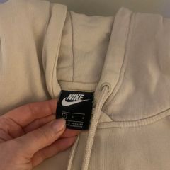 Ladies sweat shirt nike