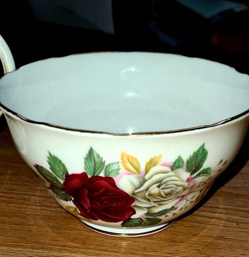 Shabby Chic Vintage Royal Malvern Sugar Bowl and Milk Jug Fine Bone China