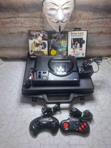 Console Sega Mega Drive Game Bundle Tested Set Up VGC 2 Controllers