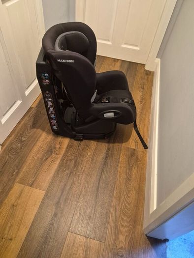Maxi cosi swivel car seat