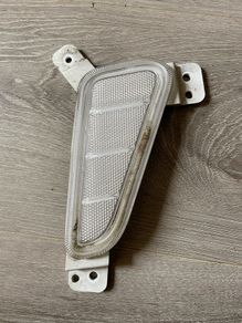 Hyundai kona front bumper reflector