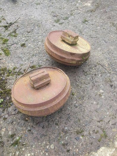 Rowcrop wheels, Ivor Williams trailer, idlers