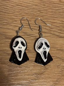 Scream Earrings